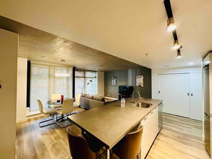 Apartamento Downtown Luxe Vancouver Exterior foto